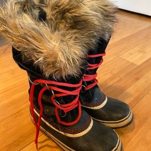 Sorel winter boots, used but good condition